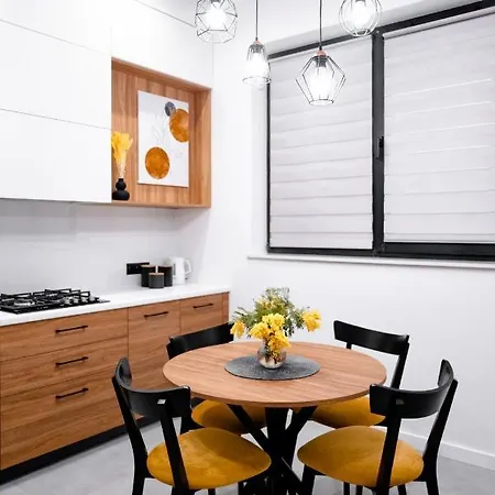 Victory Luxury Apartment Lviv Exterior photo